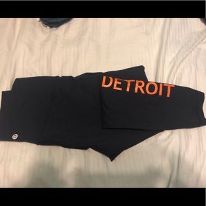 Lululemon Detroit Leggings
